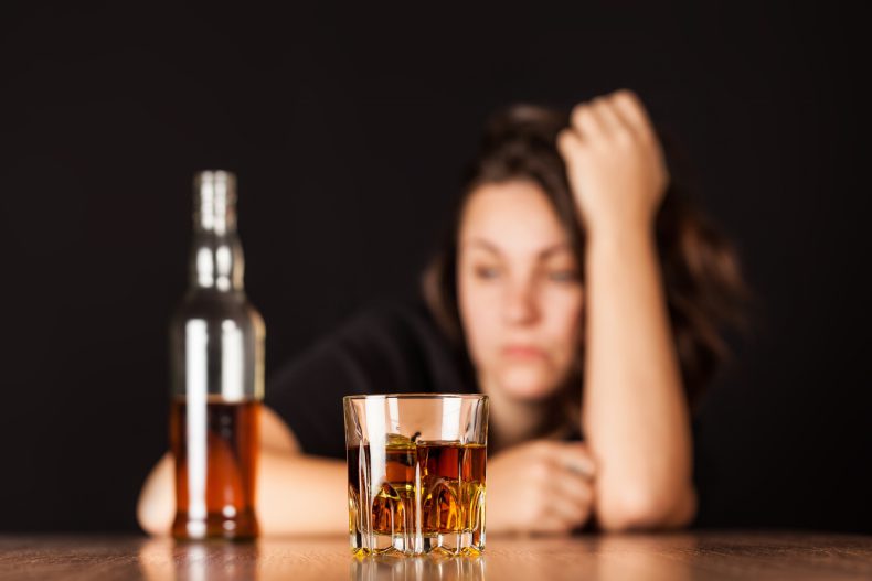 عوارض مصرف مشروبات الکلی در بدن
