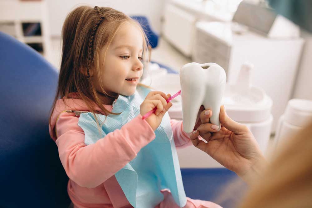 آموزش مراقبت از دندان به کودکان