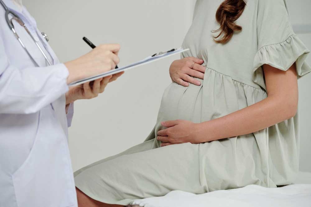 معاینه‌های روتین بارداری